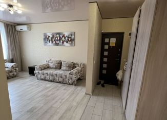 Сдаю двухкомнатную квартиру, 52 м2, Тихорецк, Октябрьская улица, 95