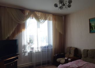 2-комнатная квартира на продажу, 46 м2, поселок городского типа Шаля, улица Орджоникидзе, 1