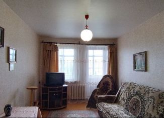 Продажа 2-комнатной квартиры, 42 м2, Короча, улица Карла Маркса, 44