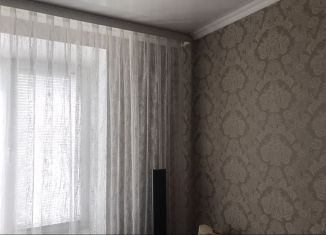 Продаю 2-комнатную квартиру, 72 м2, Шебекино, Центральная площадь