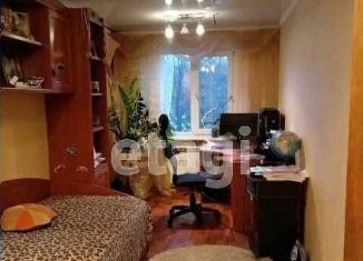 Продажа 3-ком. квартиры, 58 м2, Калуга, улица Дубрава, 8