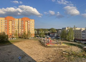 Продается трехкомнатная квартира, 76 м2, Егорьевск, Сосновая улица, 4А