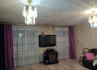 Продается 3-ком. квартира, 80 м2, Туринск, улица Декабристов, 54