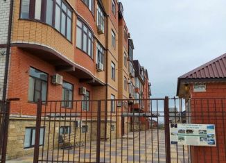 Продается 1-ком. квартира, 50 м2, Избербаш, улица Головная нефтекачка, 1