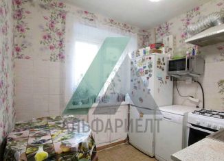 Продается 2-комнатная квартира, 42.4 м2, Омск, Космический проспект, 55