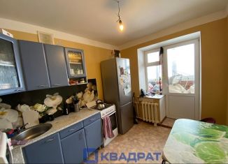 Продам 1-комнатную квартиру, 33 м2, Кумертау, Бабаевская улица, 4Б