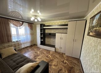 Сдается 2-комнатная квартира, 35 м2, Курская область, улица Черняховского, 27