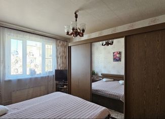 Продам 3-комнатную квартиру, 75 м2, Москва, ЮЗАО, Новочерёмушкинская улица, 64к1