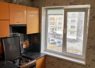 Продам двухкомнатную квартиру, 43.8 м2, Челябинская область, проспект имени Ю.А. Гагарина, 3-я линия, 1