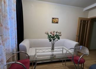 2-комнатная квартира на продажу, 93.8 м2, Волгоградская область, улица Огарёва, 1