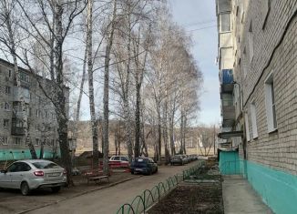 Сдаю в аренду 3-комнатную квартиру, 60 м2, Самарская область, Комсомольская улица, 50