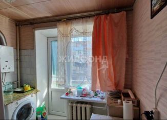 Продаю двухкомнатную квартиру, 38 м2, Астраханская область, микрорайон Юность, 2
