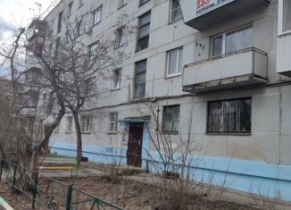 Продам двухкомнатную квартиру, 50.7 м2, Челябинская область, Комсомольский проспект, 33А