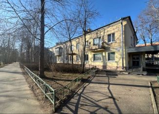 Продам двухкомнатную квартиру, 42 м2, посёлок Песочный, Ленинградская улица, 52
