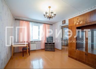 Продается 2-комнатная квартира, 37.2 м2, Екатеринбург, улица Академика Бардина, 37