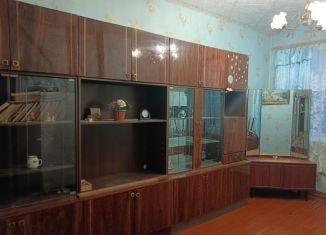 Продам 3-комнатную квартиру, 49 м2, Новгородская область, Валдайская улица, 65А