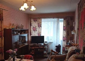 Продажа двухкомнатной квартиры, 45.4 м2, Луга, проспект Володарского, 20