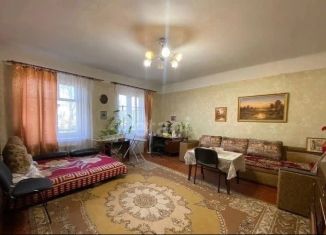 Продажа трехкомнатной квартиры, 73 м2, Ленинградская область, улица Марата, 2