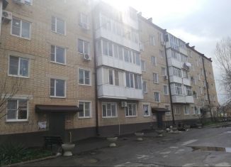 Продам 2-комнатную квартиру, 43 м2, Ростовская область, улица Дзержинского, 64