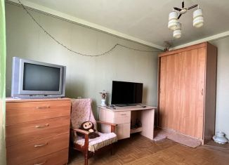 Продаю трехкомнатную квартиру, 58 м2, Самарская область, Калининградская улица, 52