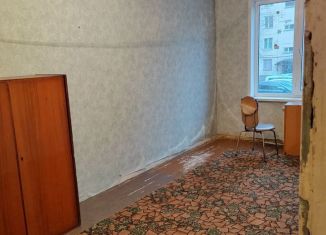 Аренда двухкомнатной квартиры, 42 м2, Новокузнецк, улица Первостроителей, 3