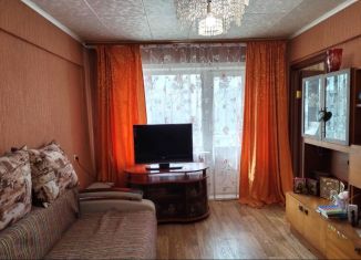 Трехкомнатная квартира на продажу, 49 м2, Иркутская область, 1-й микрорайон, 9