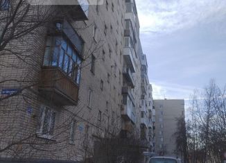 Продается двухкомнатная квартира, 45 м2, Дзержинск, проспект Циолковского, 33