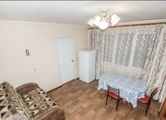 Продажа 4-комнатной квартиры, 63 м2, Екатеринбург, улица Громова, 144