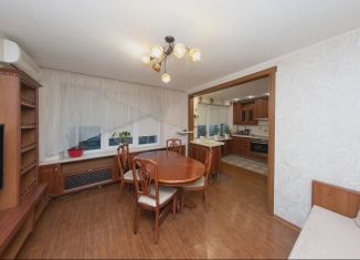 Продам трехкомнатную квартиру, 72.4 м2, Челябинск, Комсомольский проспект, 47