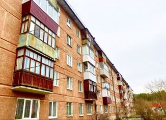 Продажа трехкомнатной квартиры, 60 м2, Шадринск, улица Володарского, 45
