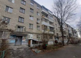 Продажа трехкомнатной квартиры, 62 м2, Екатеринбург, улица Радищева, 57, Верх-Исетский район