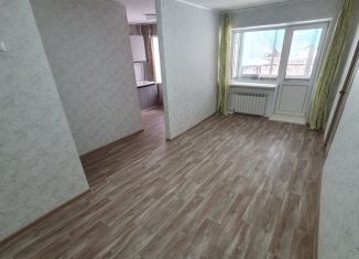 Аренда 2-комнатной квартиры, 40 м2, Свердловская область, 4-й микрорайон, 38