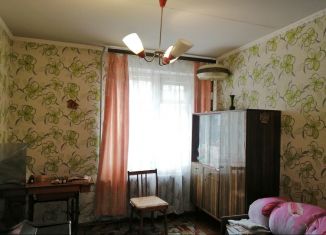 Продается 2-ком. квартира, 49 м2, Екатеринбург, улица Старых Большевиков, 75