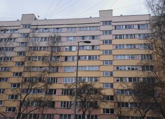 Продается 3-комнатная квартира, 60.8 м2, Санкт-Петербург, проспект Маршала Жукова, 34к1, метро Ленинский проспект