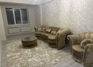 Аренда 2-комнатной квартиры, 80 м2, Дагестан, улица Акаева, 19