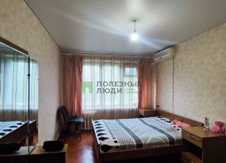 Продается 3-комнатная квартира, 64.4 м2, Новороссийск, проспект Ленина, 51