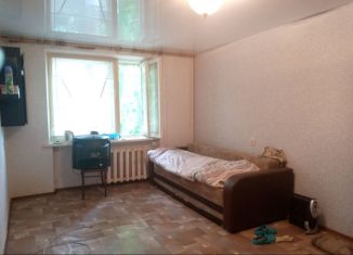 Сдача в аренду комнаты, 18 м2, Новочеркасск, улица Каштанова, 49