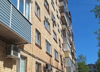 Продам 1-комнатную квартиру, 34 м2, Серпухов, улица Ворошилова, 136