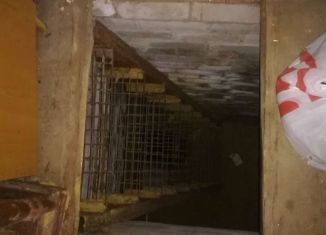 Продаю гараж, 30 м2, Губкин, улица Дзержинского, 113в