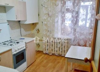 Продается 3-комнатная квартира, 74.1 м2, Ковров, улица Пугачёва, 35