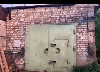 Сдаю в аренду гараж, 30 м2, Нижний Новгород, Автозаводский район, улица Политбойцов