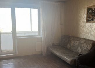 Продаю 2-ком. квартиру, 57.1 м2, Челябинск, улица Громова, 11