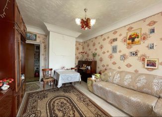 Продается 3-ком. квартира, 53.7 м2, поселок городского типа Афипский, Школьная улица, 118