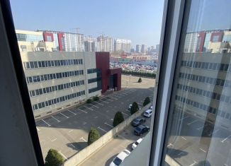 Продаю 1-ком. квартиру, 43 м2, Краснодар, Уральская улица, 75к2, микрорайон ХБК