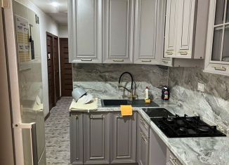 Продается трехкомнатная квартира, 80 м2, Буйнакск, микрорайон Дружба, 52