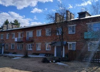 Продается 2-комнатная квартира, 42.3 м2, рабочий посёлок Кадуй, улица Лещева, 18