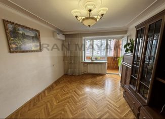 Продаю 2-ком. квартиру, 50 м2, Майкоп, Пролетарская улица, 454