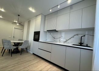 Продаю двухкомнатную квартиру, 66 м2, Калуга, Минская улица, 24