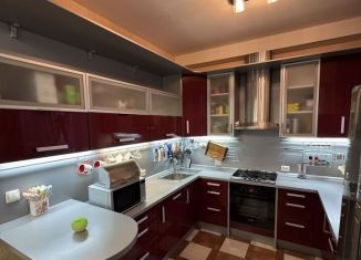 Продам трехкомнатную квартиру, 93.2 м2, Мурманская область, Флотский проезд, 1
