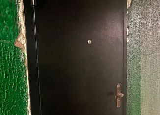 Комната на продажу, 13 м2, Великие Луки, улица Комсомольца Зверева, 10